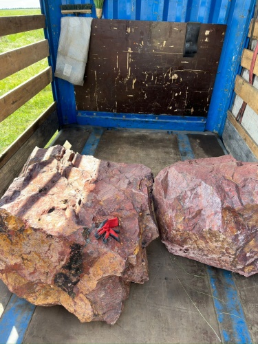 Ландшафтные глыбы красно-фиолетовые 200-1000 килограмм купить в Асбесте