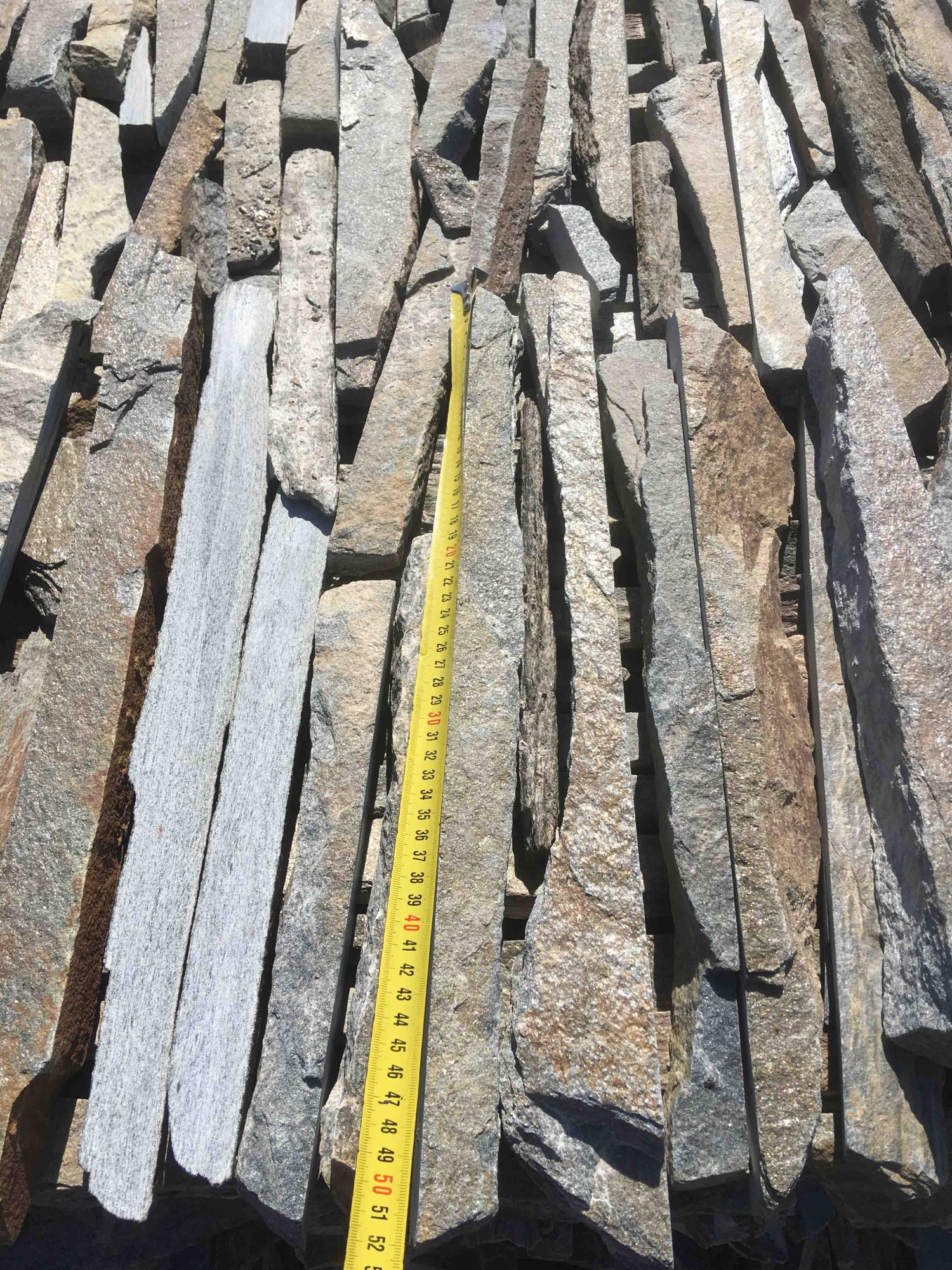 Горбушка златолит мультиколор для облицовки купить в Асбесте