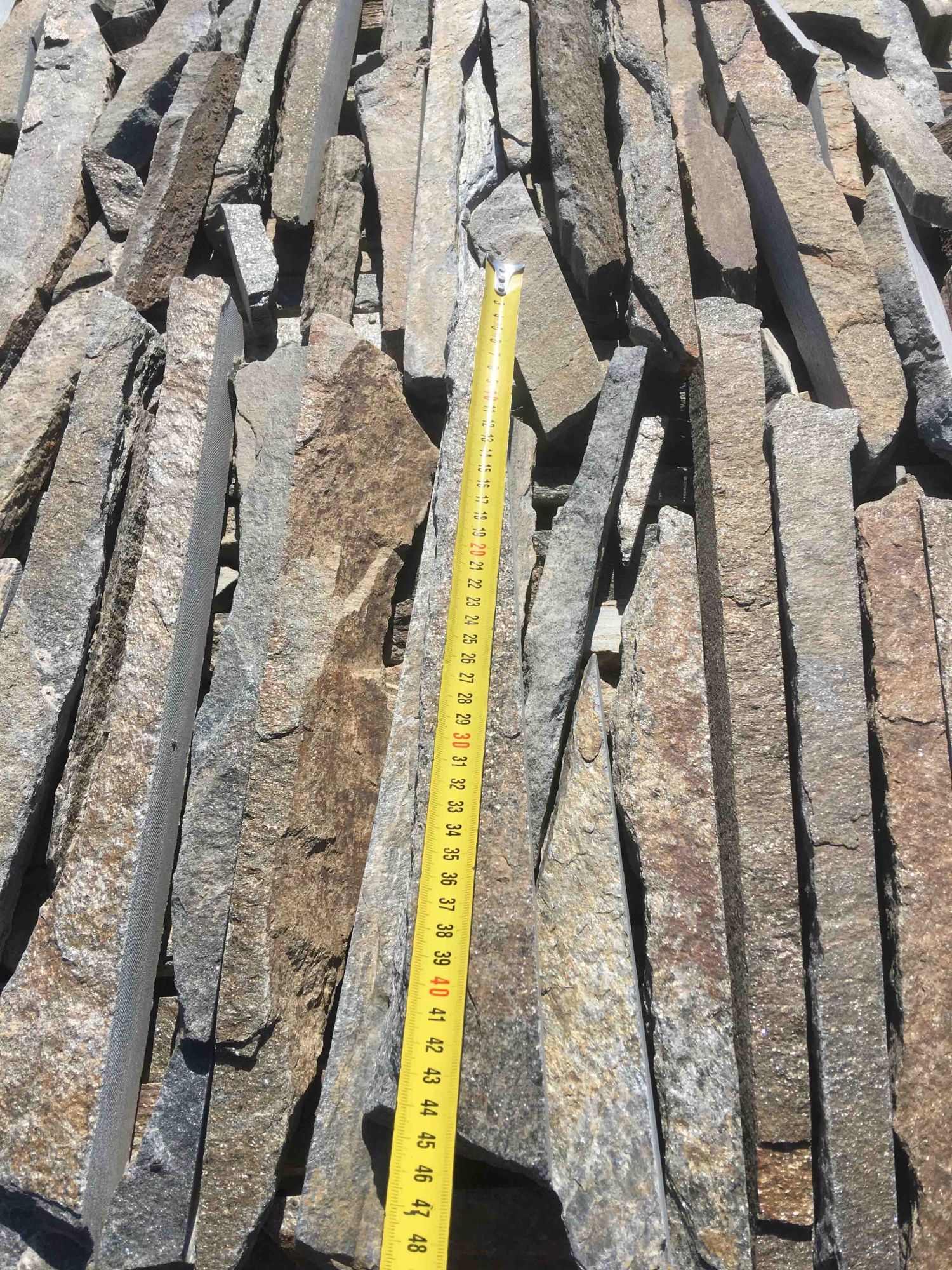 Горбушка златолит мультиколор для облицовки купить в Асбесте