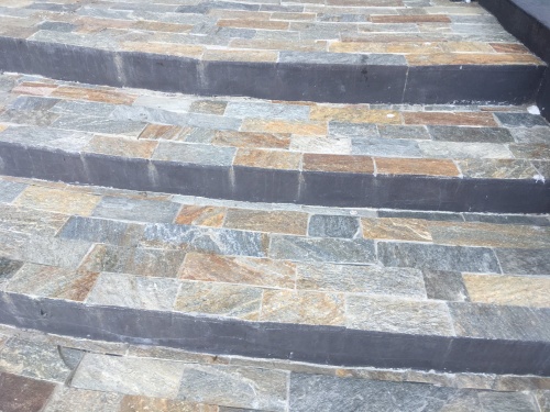 Плитка из Златолита Уральского для лестницы купить в Асбесте