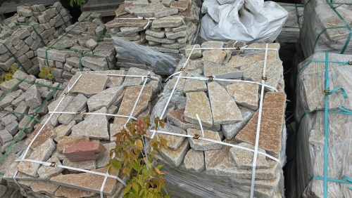 Гранитный плитняк галтованный для парковки купить в Асбесте