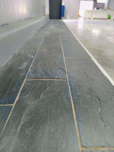 Плитка чёрная из натурального камня фасадная 30 см * 5 см, толщина 7 мм -30 мм купить в Асбесте