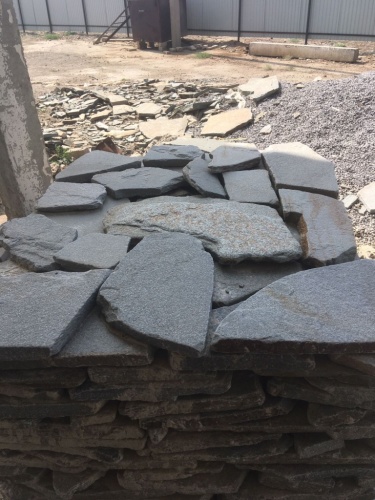 Златолит серебристый галтованный для лестниц купить в Асбесте